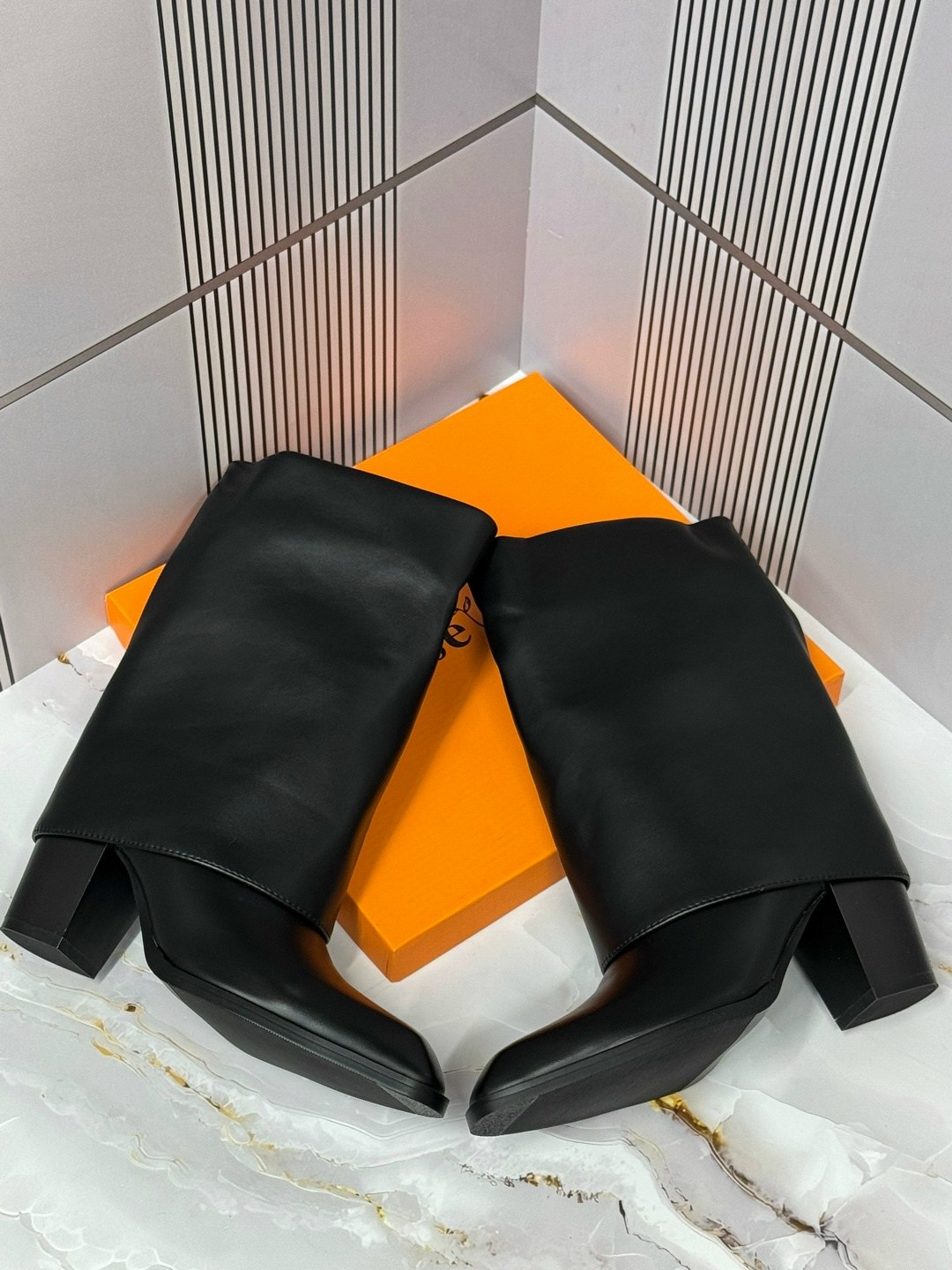женские сапоги,сапоги,сапоги женские луи виттон,сапоги hermes,стильные сапоги