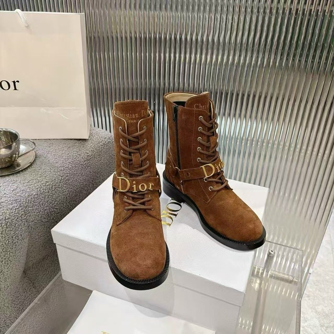 ботинки dior,,женские ботинки,ботинки валентино,короткие сапоги