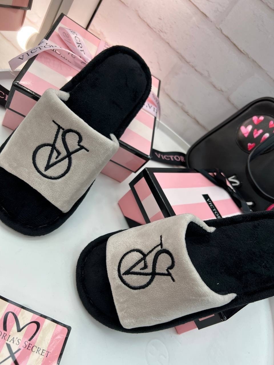 тапочки виктория сикрет,женские домашние тапочки,,тапочки victoria secret,тапочки домашние