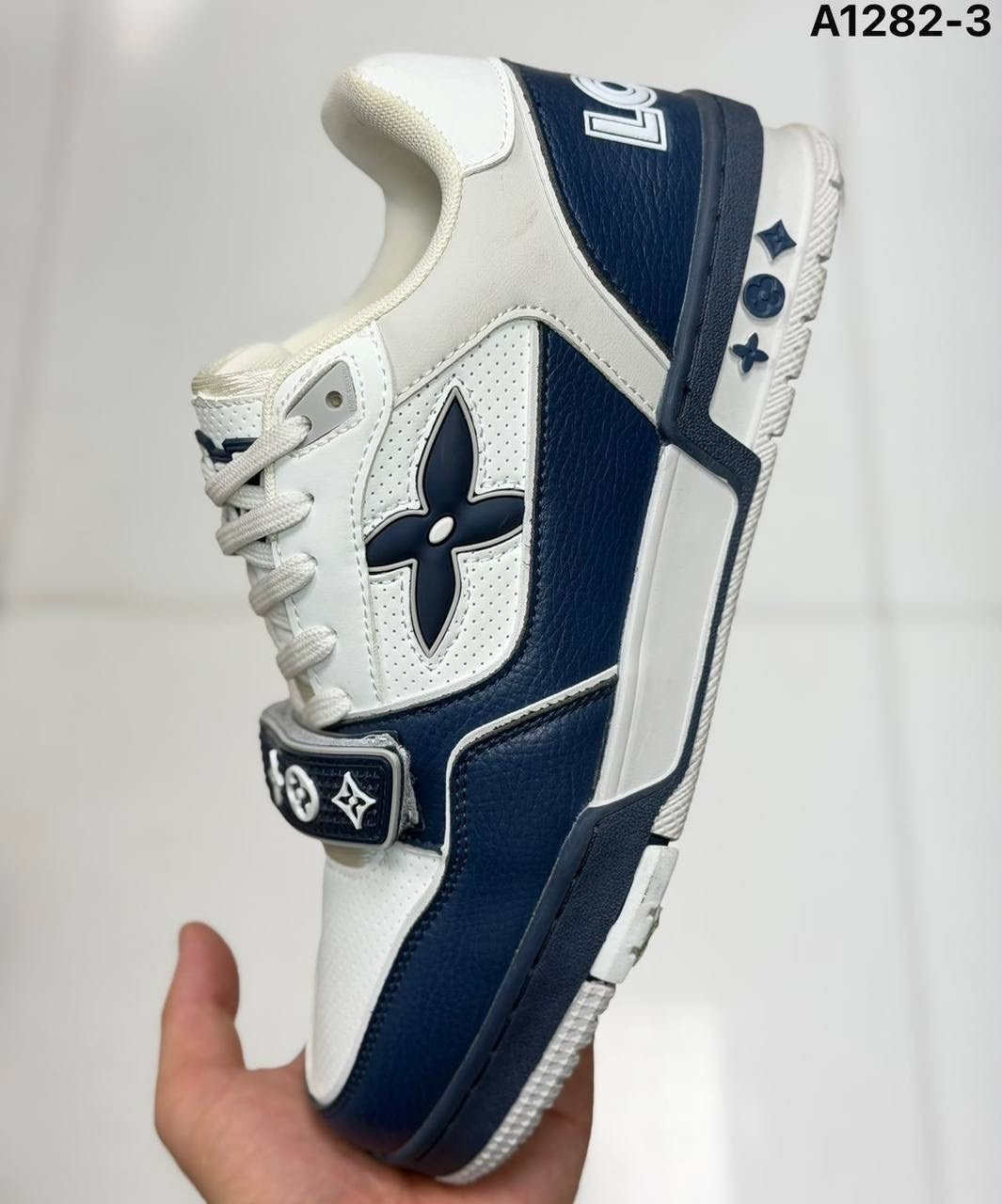 louis vuitton кроссовки,кроссовки мужские louis vuitton,кроссовки louis vuitton trainer,кроссовки louis vuitton кроссовки louis vuitton,мужские кроссовки louis vuitton trainer черные