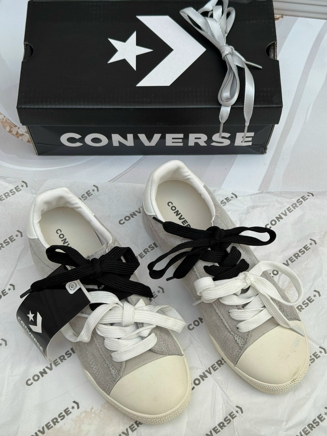 ,кеды super-star с блестками golden goose черный,кроссовки кеды,golden goose super star,кроссовки golden goose