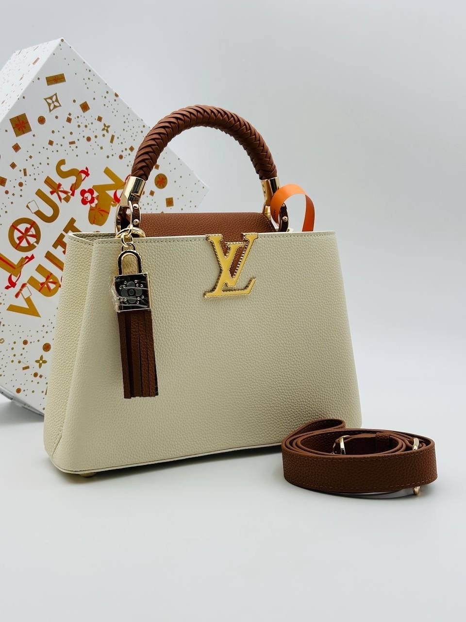 сумка женская louis vuitton,сумка louis vuitton,сумка луи виттон capucines,сумка,louis vuitton capucines