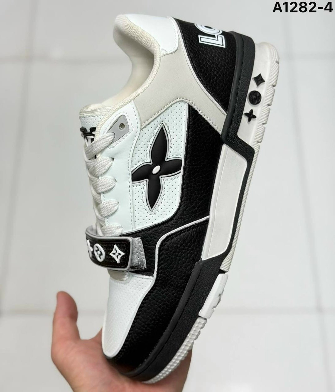 louis vuitton кроссовки,кроссовки мужские louis vuitton,кроссовки louis vuitton trainer,кроссовки louis vuitton кроссовки louis vuitton,мужские кроссовки louis vuitton trainer черные