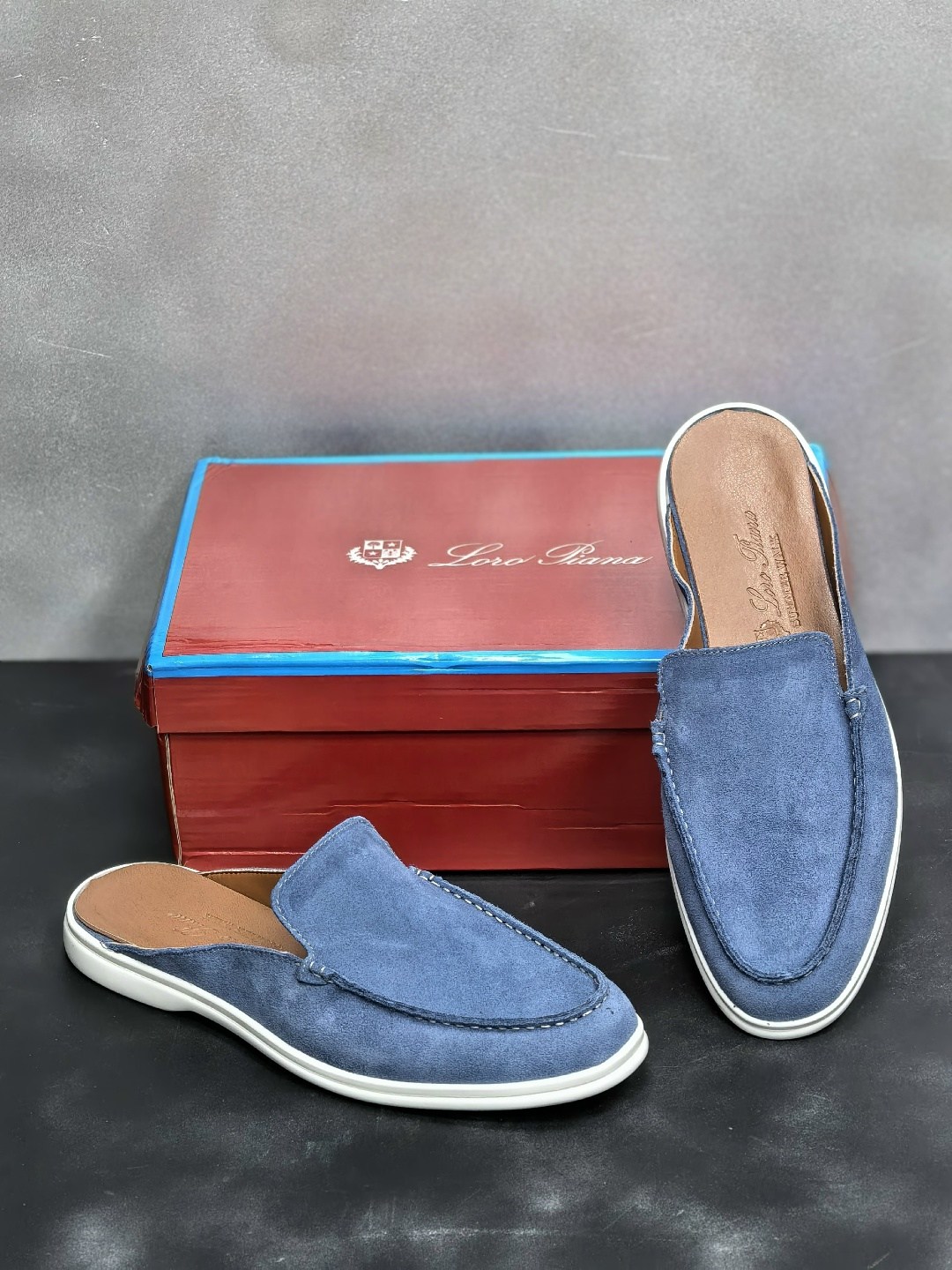 ,лоферы из натуральной замши loro piana,loro piana лоферы мужские,мюли loro piana,мужские мюли