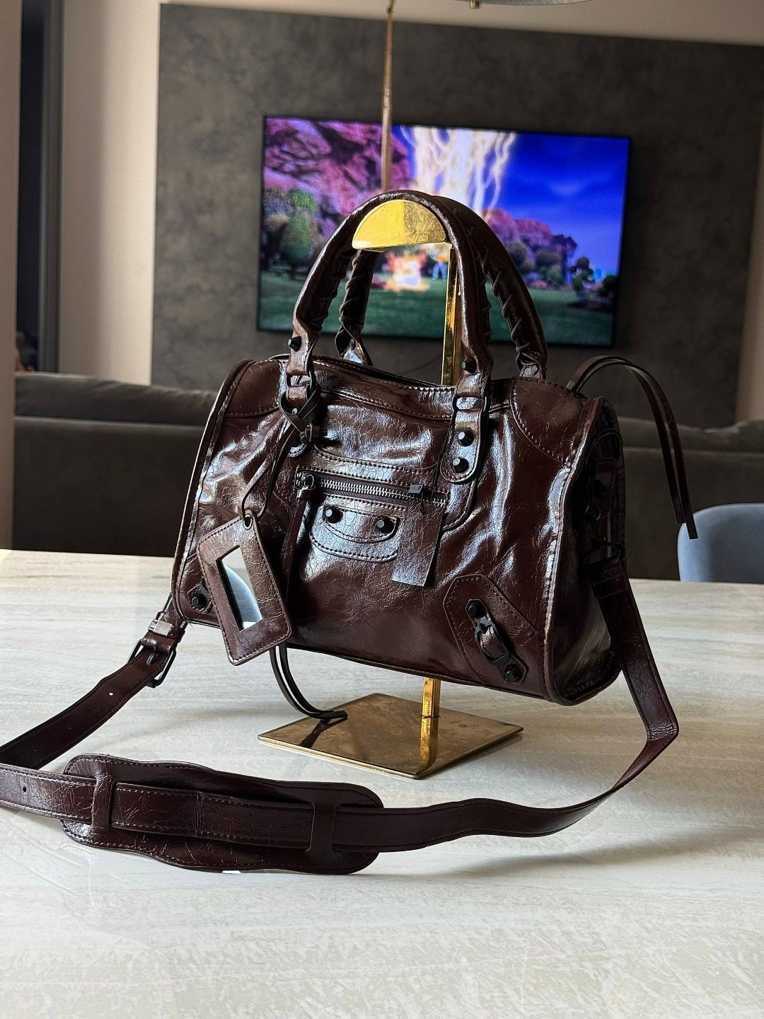 сумка баленсиага,balenciaga сумка,сумка баленсиага классика,женская сумка balenciaga classic черная,сумка balenciaga neo classic черный