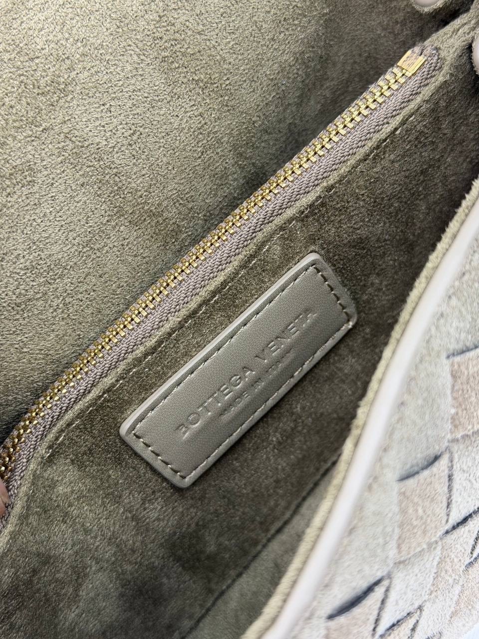 сумка женская bottega veneta,bottega veneta сумка,кожаная сумка через плечо с петлей bottega veneta коричневый,сумочки,сумка на плечо bottega veneta