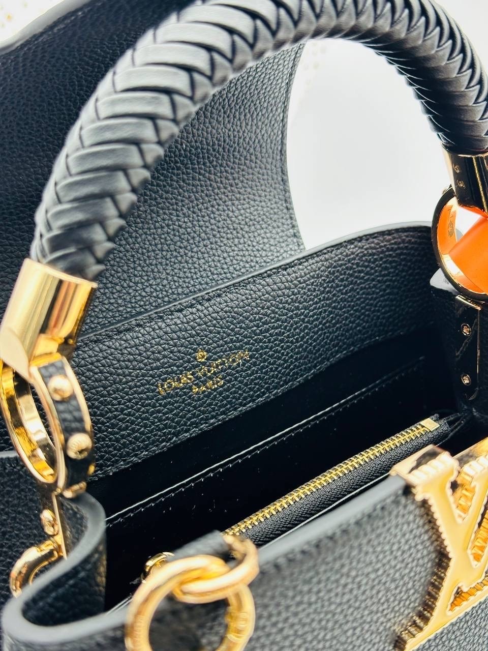 сумка женская louis vuitton,кожаная черная сумка louis vuitton capucines pm,louis vuitton сумка,большая черная женская сумка louis vuitton,сумка луи виттон