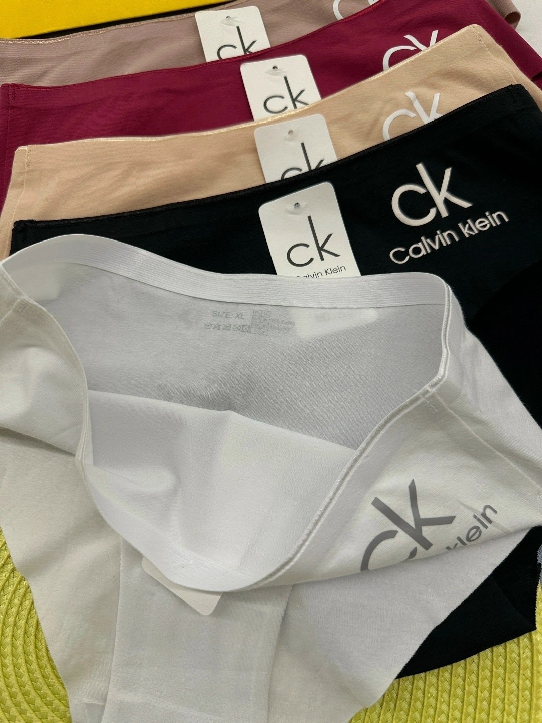 комплект трусов слипы calvin klein,трусы женские calvin klein,трусы для женщин,трусики женские,трусы женские calvin klein слипы