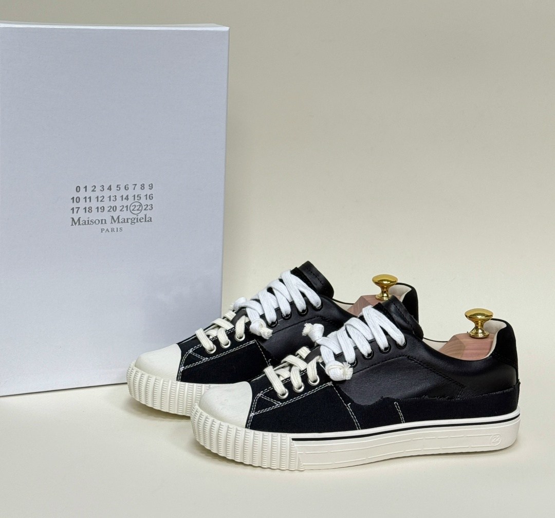 maison margiela кеды new evolution черный,,кеды maison margiela evolution,кроссовки низкие maison margiela evolution черный,замшевые кеды