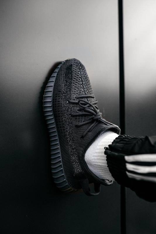 кроссовки yeezy boost 350,кроссовки adidas yeezy boost,кроссовки adidas yeezy boost 350,adidas yeezy boost 350 v 2,adidas yeezy boost 350 v2 mono cinder