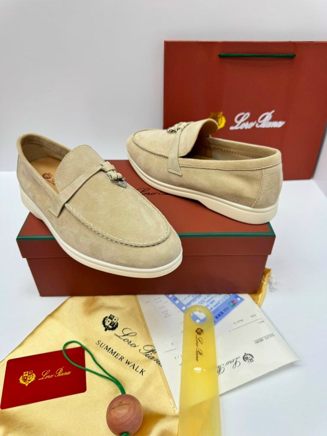 лоферы loro piana,лоферы женские loro piana,замшевые лоферы loro piana,,лоферы из натуральной замши loro piana premium shoes