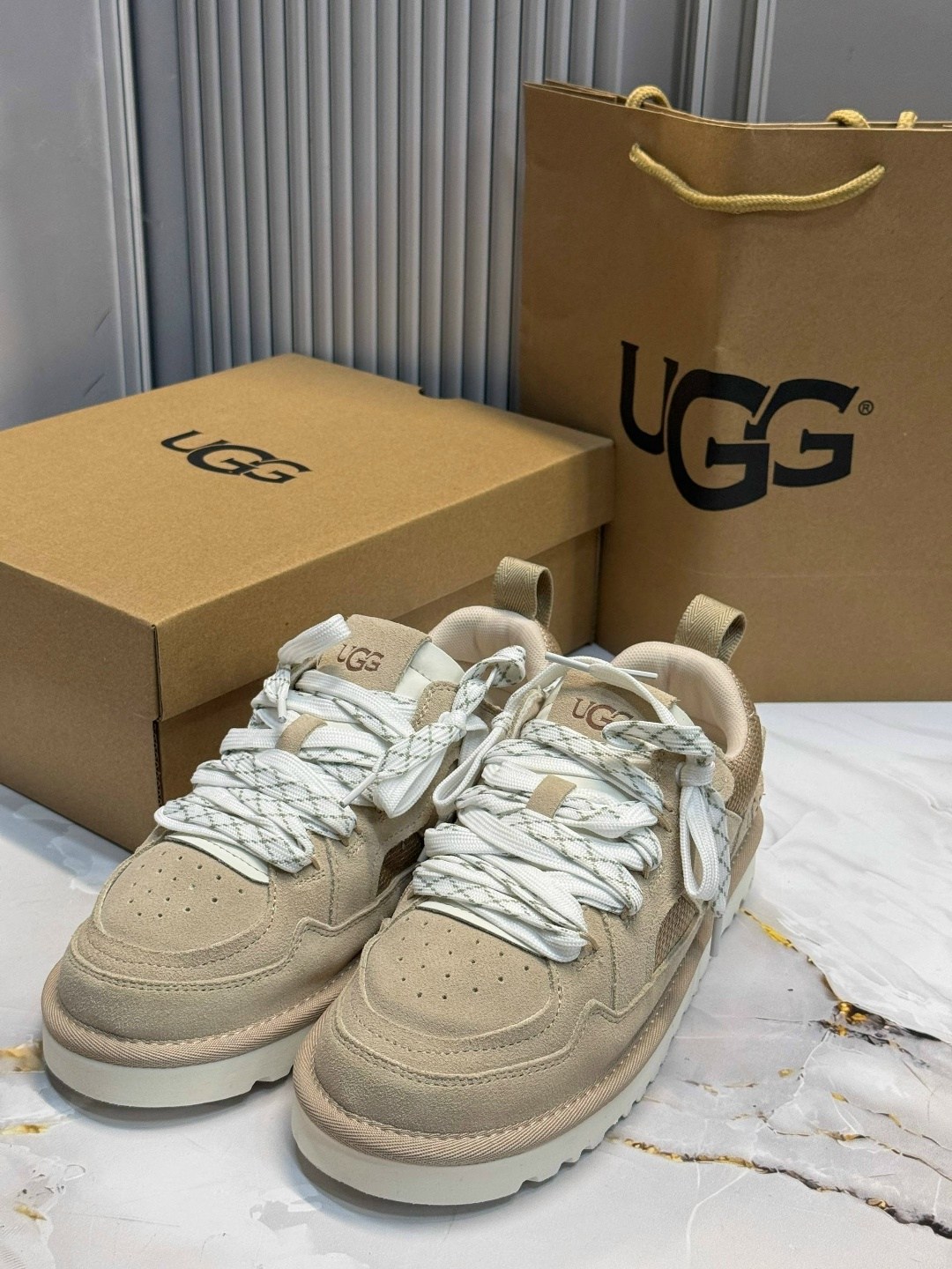 ,кроссовки ugg,кроссовки женские,кроссовки зимние ugg lowmel женские,повседневные кроссовки