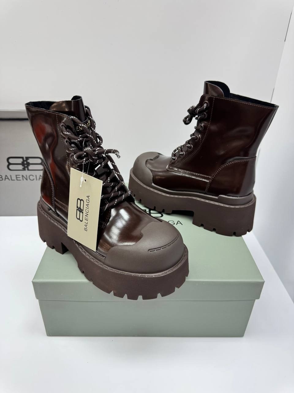 ботинки balenciaga,,баленсиага ботинки,берцы баленсиага женские,ботинки balenciaga женские кожаные чёрного цвета