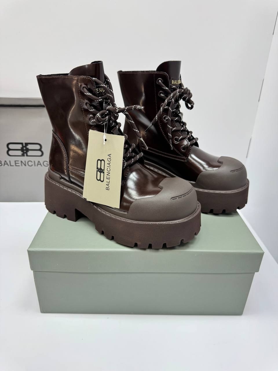 ботинки balenciaga,,баленсиага ботинки,берцы баленсиага женские,ботинки balenciaga женские кожаные чёрного цвета