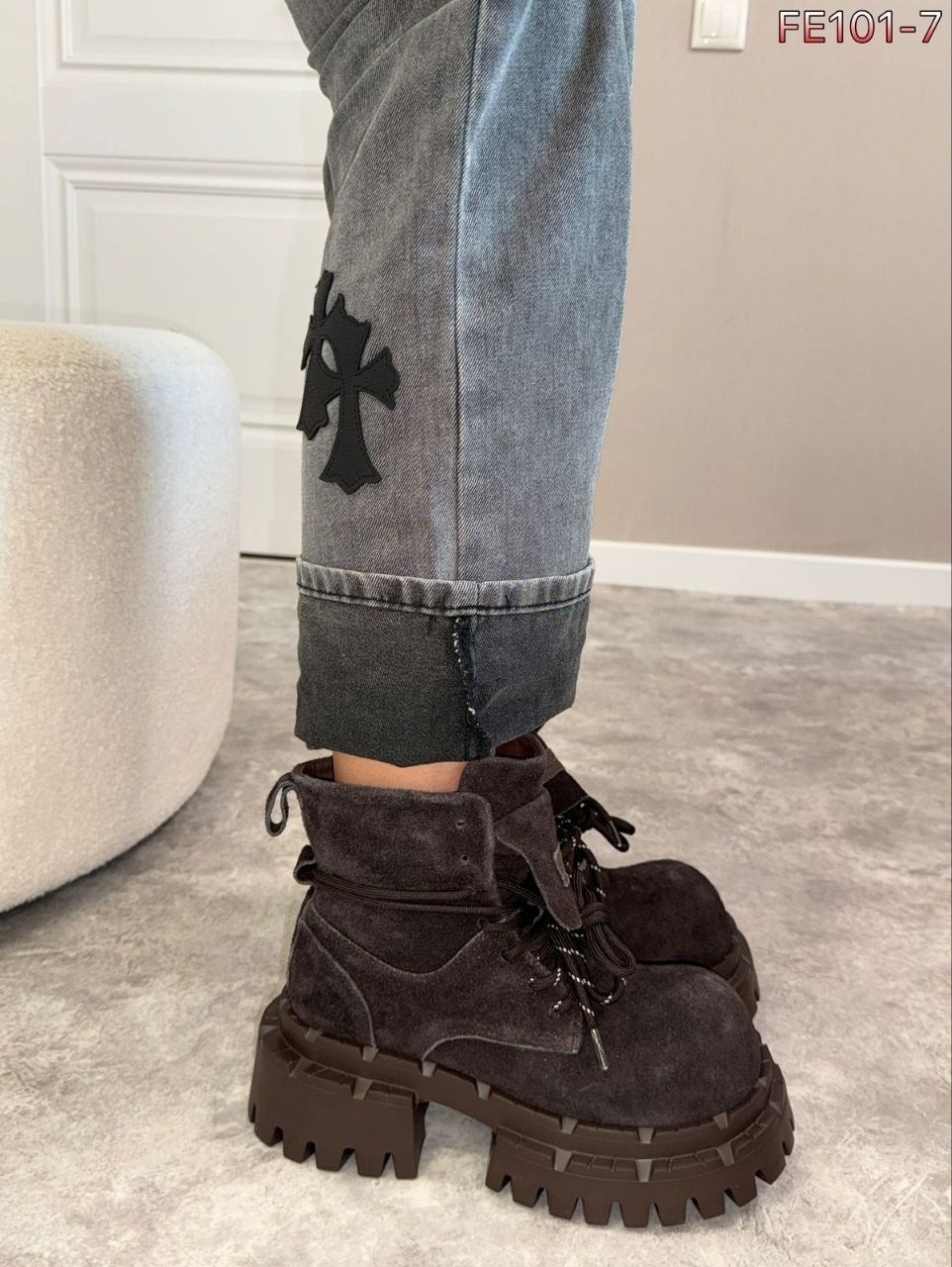 ботинки демисезонные челси замшевые,,ботинки осенние balenciaga,ботинки balenciaga,ботинки осенние баленсиага
