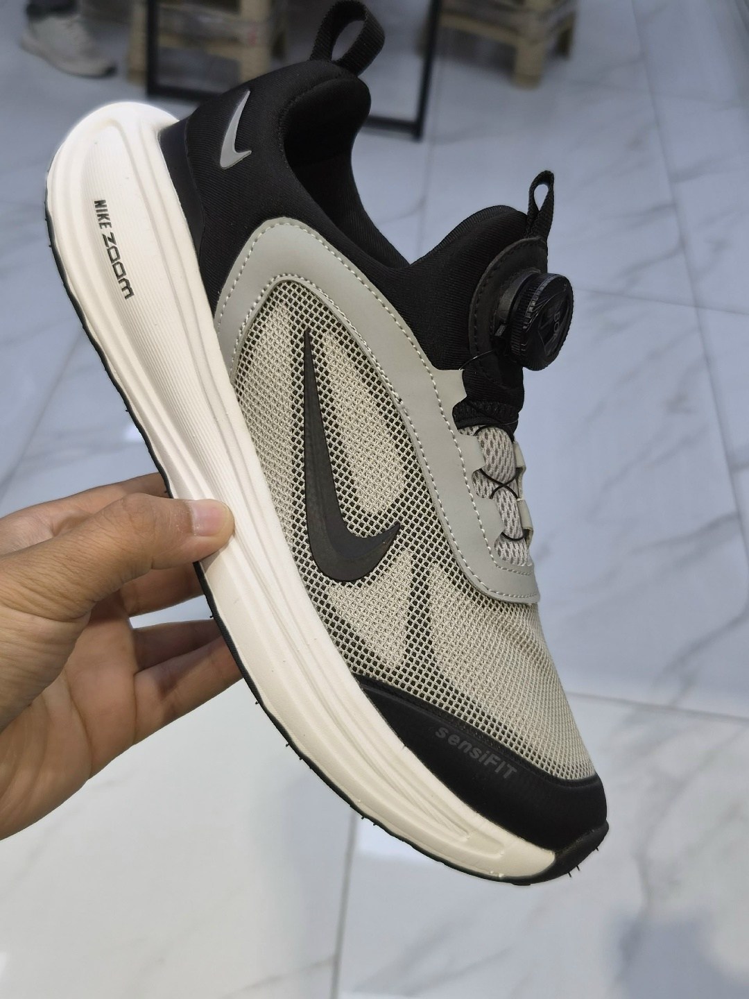 кроссовки,nike кроссовки,кроссовок nike,спортивная ,кроссовки мужские nike