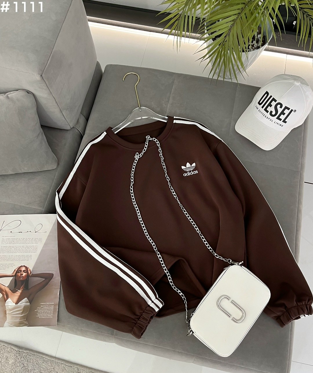 синяя толстовка оверсайз adidas с круглым вырезом и тремя полосками adidas originals,свитшот adidas originals синий,adidas originals adidas,свитшот адидас,свитшот женский adidas