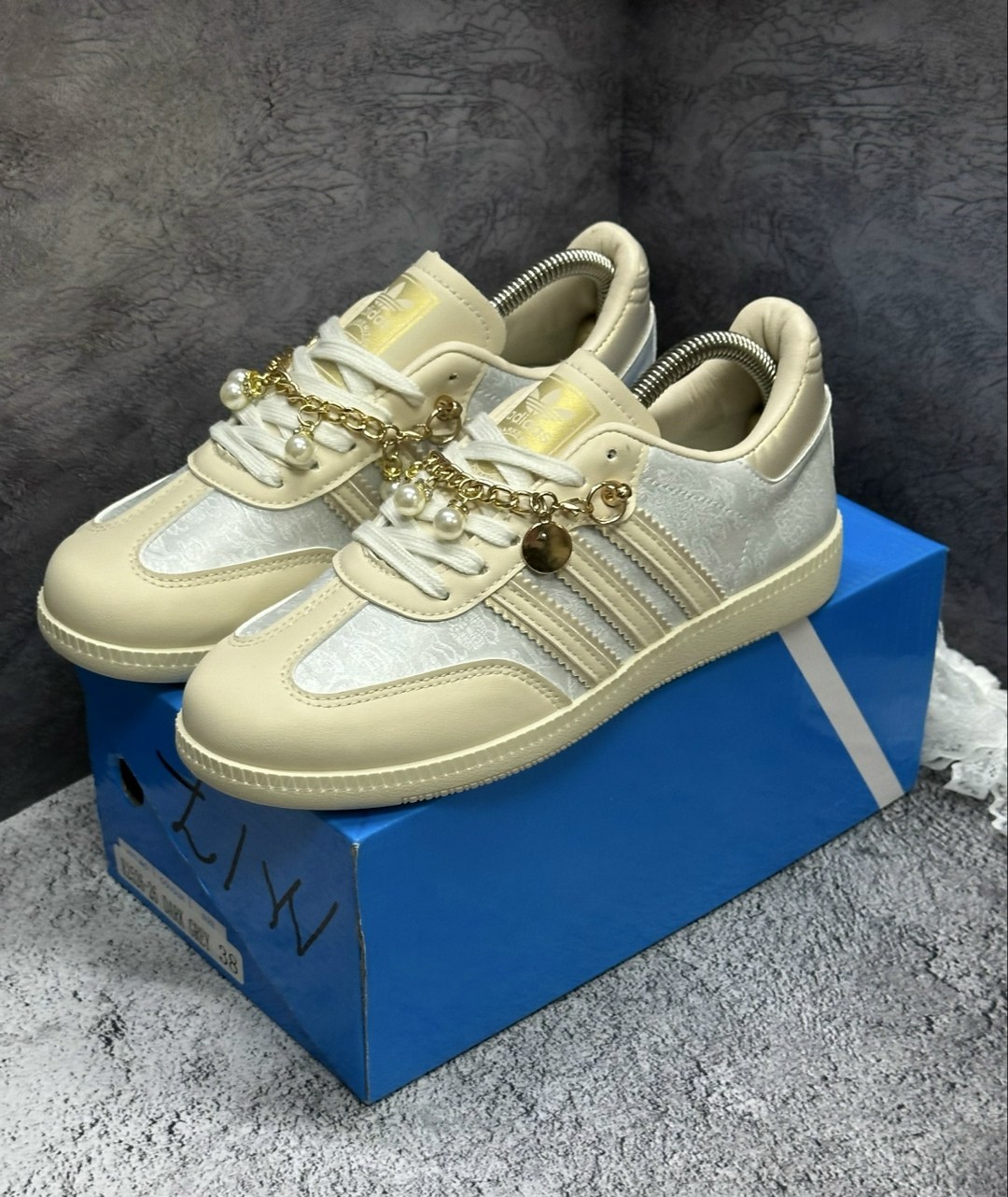 ,кроссовки adidas,кроссовки adidas samba,кроссовки adidas женские,спортивная