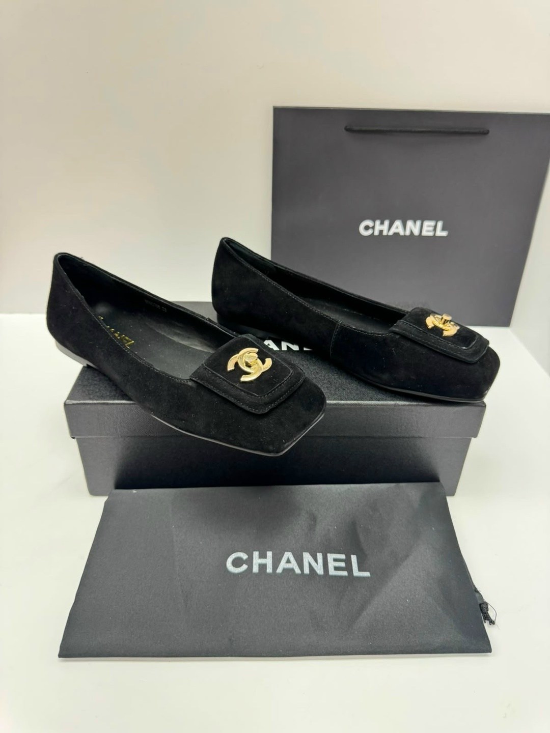 лоферы chanel,женские лоферы chanel на меху,женские лоферы chanel,мокасины женские chanel,женские замшевые лоферы chanel с мехом