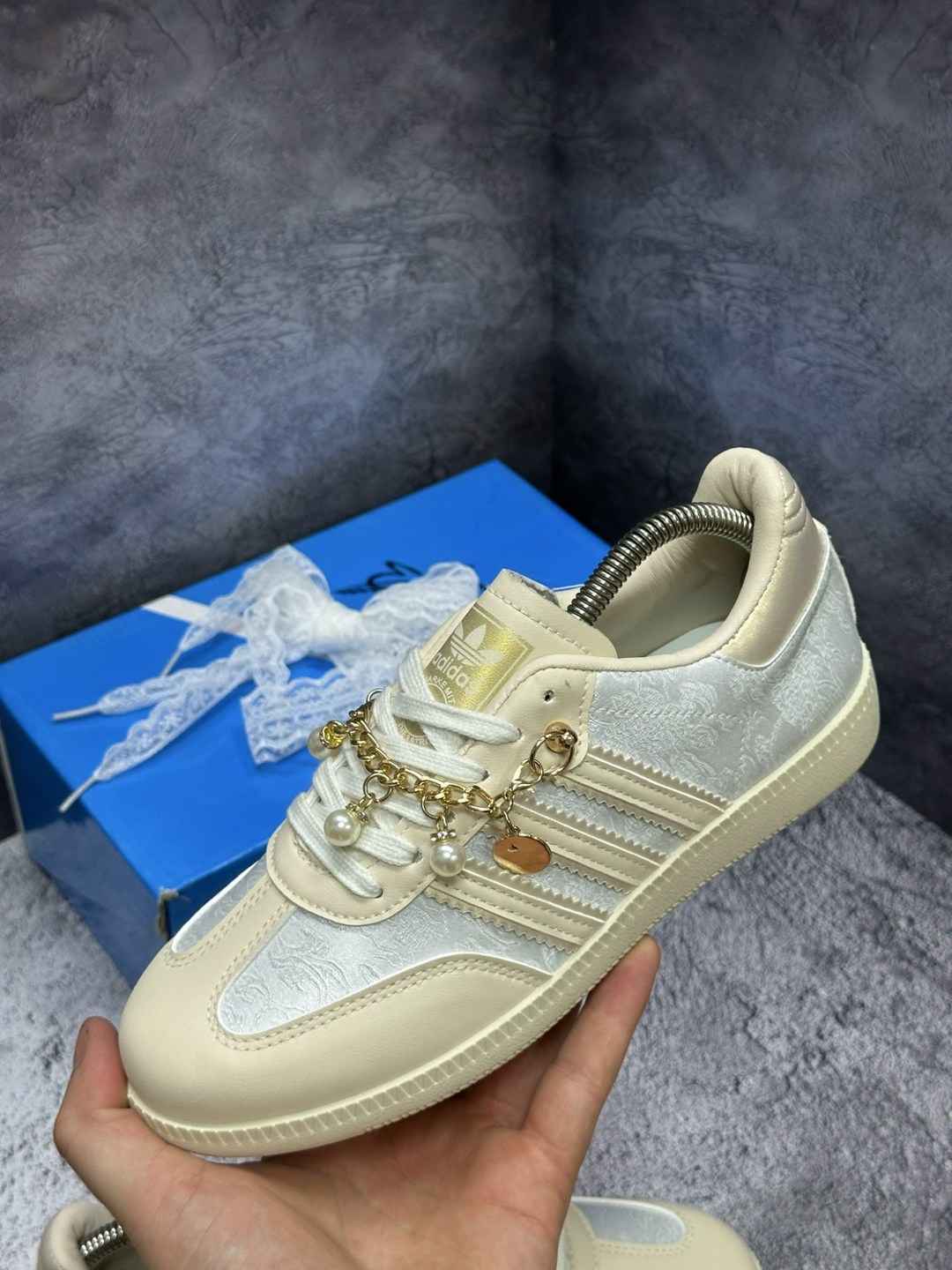,кроссовки adidas,кроссовки adidas samba,кроссовки adidas женские,спортивная