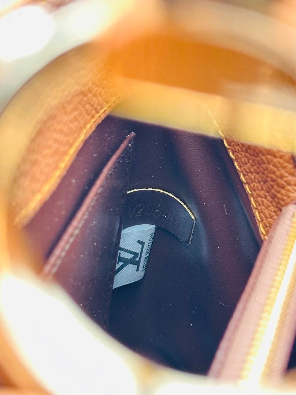 сумка женская louis vuitton,сумка louis vuitton,сумка женская louis vuitton 27-18 большой размер,louis vuitton capucines,сумка луи виттон