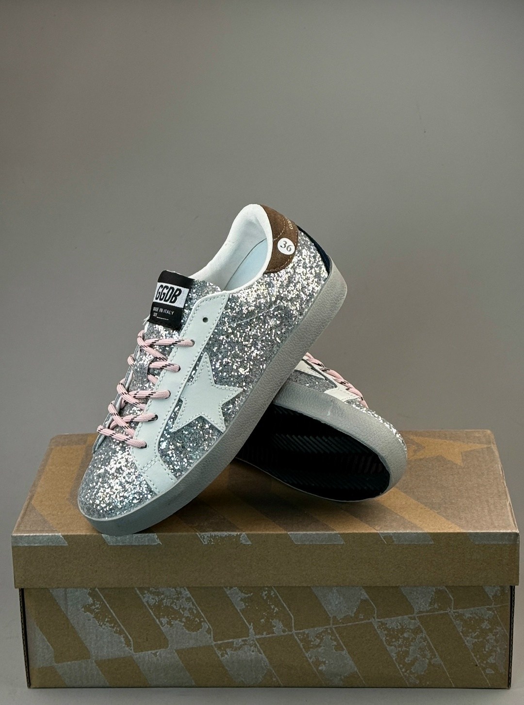 кеды golden goose женские,женские кроссовки golden goose superstar glitter grey,,кеды golden goose,кеды golden goose superstar серебристый