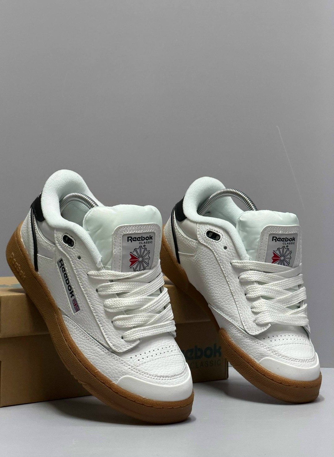 кроссовки reebok,кроссовки reebok club c bulc,мужские кроссовки reebok club c bulc белые,reebok revenge plus gum,кроссовки reebok мужские