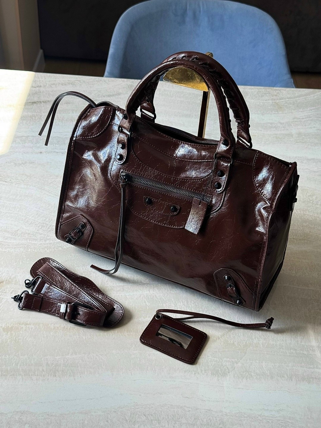 сумка balenciaga neo classic черный,женская сумка balenciaga classic черная,balenciaga сумка,сумка balenciaga с зеркальцем большая,сумка balenciaga neo classic с верхними ручками