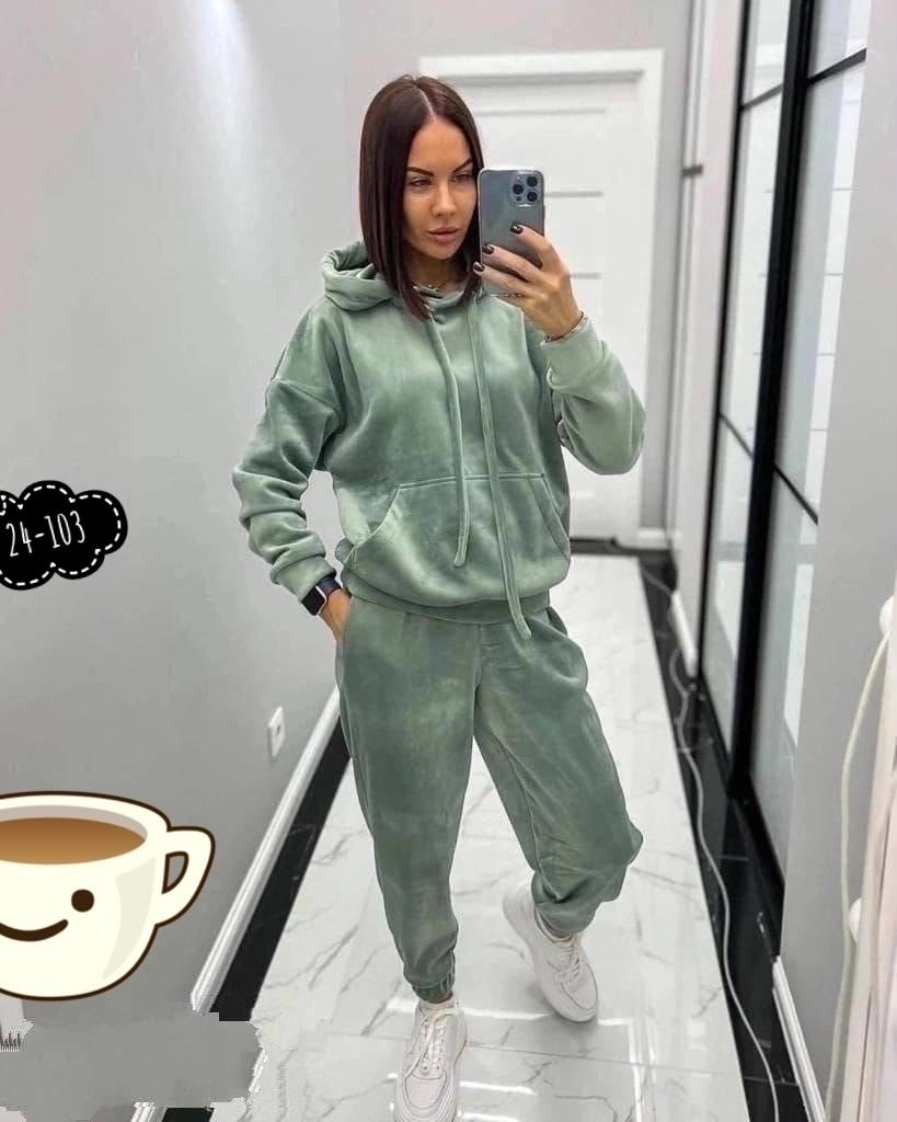спортивный костюм велюровый,спортивный велюровый женский костюм с капюшоном,женский спортивный велюровый костюм больших размеров,cпортивный костюм женский на флисе,костюм спортивный женский