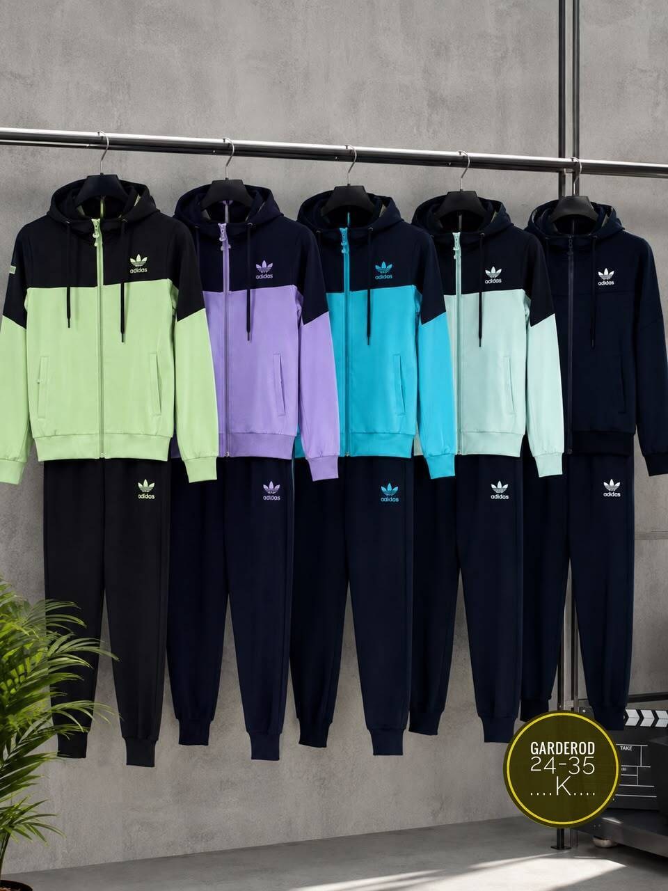 спортивный костюм adidas originals,спортивный костюм adidas adidas essentials tracksuit,спортивный костюм адидас на флисе,спортивный костюм adidas originals adicolor,костюм адидас детский синий
