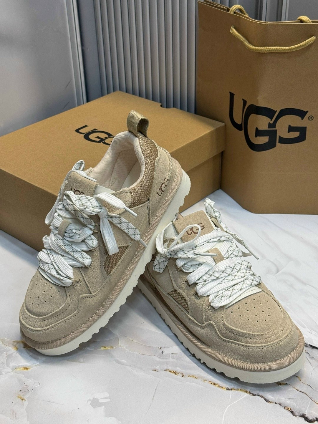,кроссовки ugg,кроссовки женские,кроссовки зимние ugg lowmel женские,повседневные кроссовки