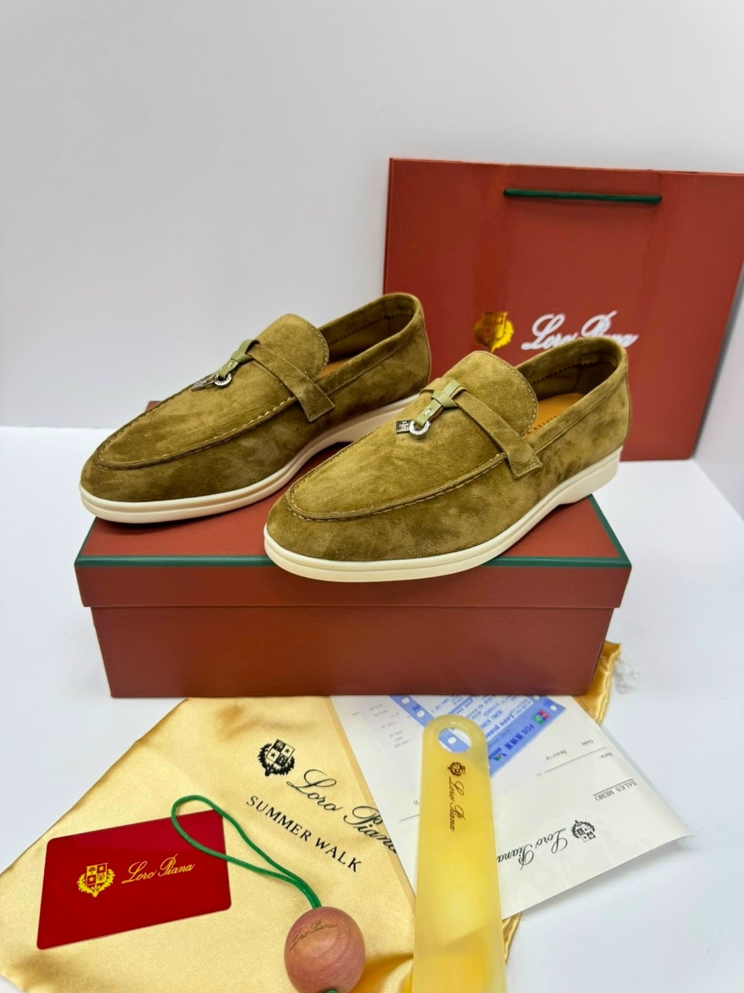 ,лоферы loro piana,лоферы женские loro piana,замшевые лоферы loro piana,лоферы замшевые