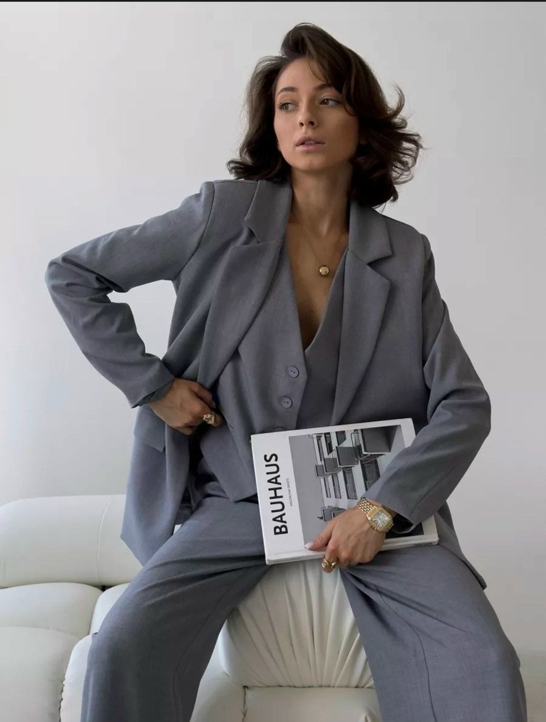 костюм-тройка брючный офисный с пиджаком cosmo brand,костюм-тройка брючный офисный с пиджаком cosmo brand цвет серый графит,костюм-тройка брючный офисный с пиджаком,классический брючный костюм с пиджа