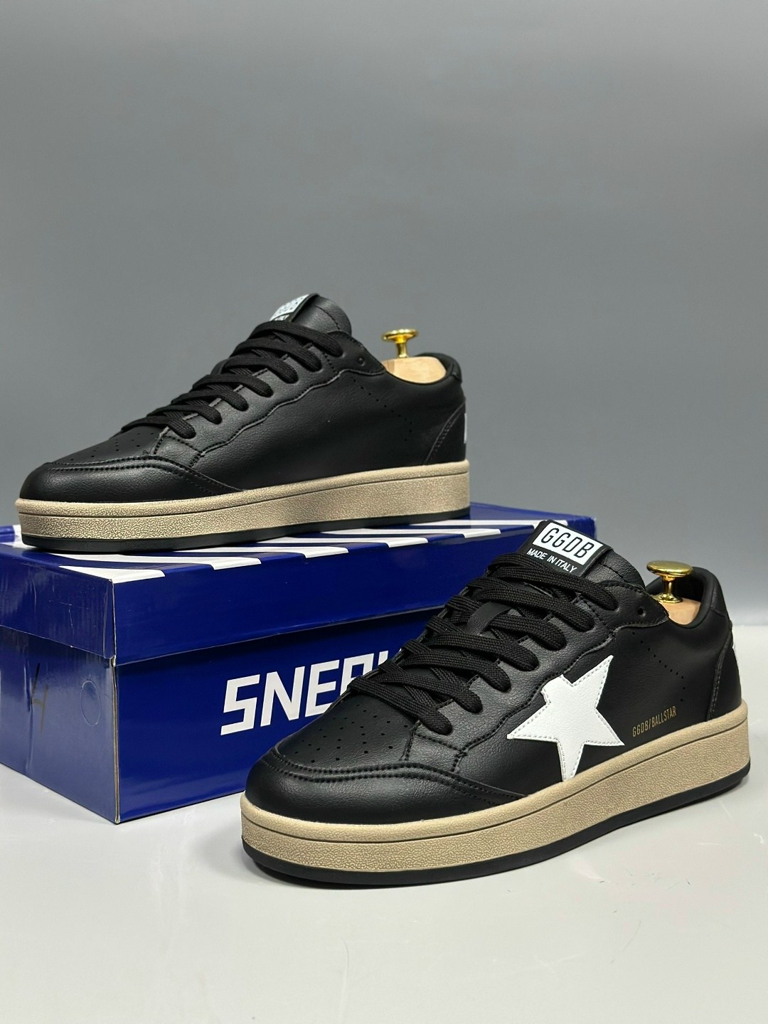 golden goose кеды hi star на платформе черный,кроссовки ball star черного и белого цвета golden goose,кроссовки ball star golden goose,кроссовки golden goose,кеды golden goose
