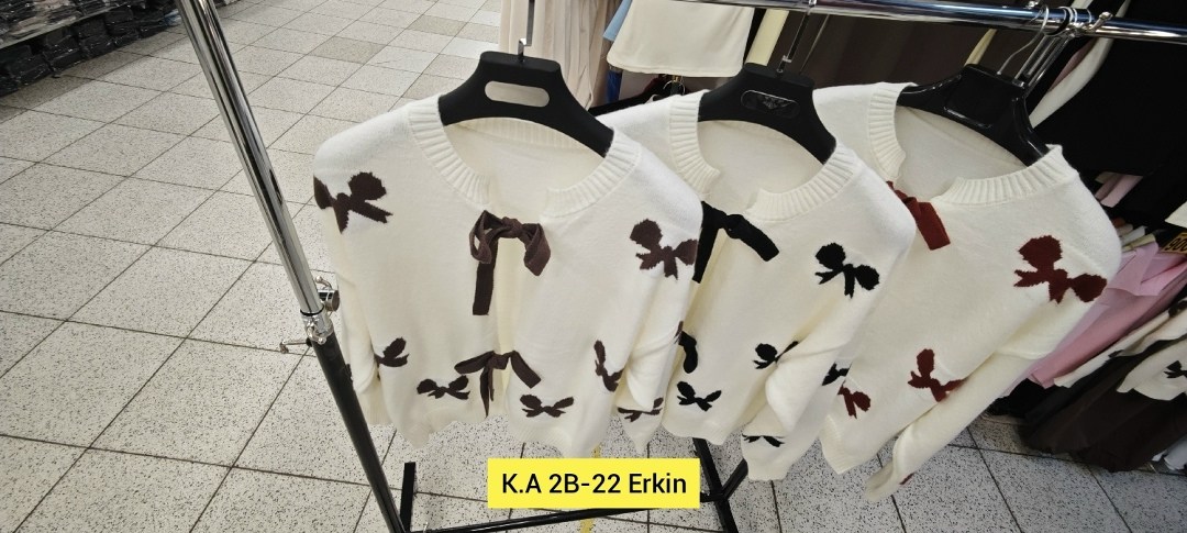 вязаная кофта,женский свитер,модные свитера,женский свитер с бантом,вязаные кардиганы