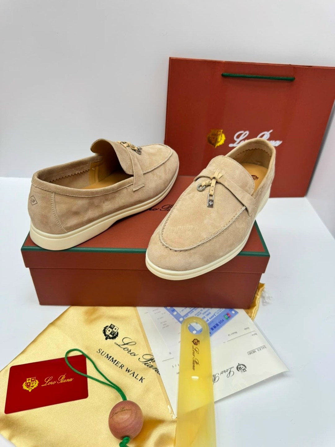 лоферы loro piana,лоферы женские loro piana,замшевые лоферы loro piana,,лоферы из натуральной замши loro piana premium shoes