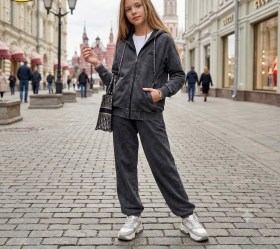 Костюм