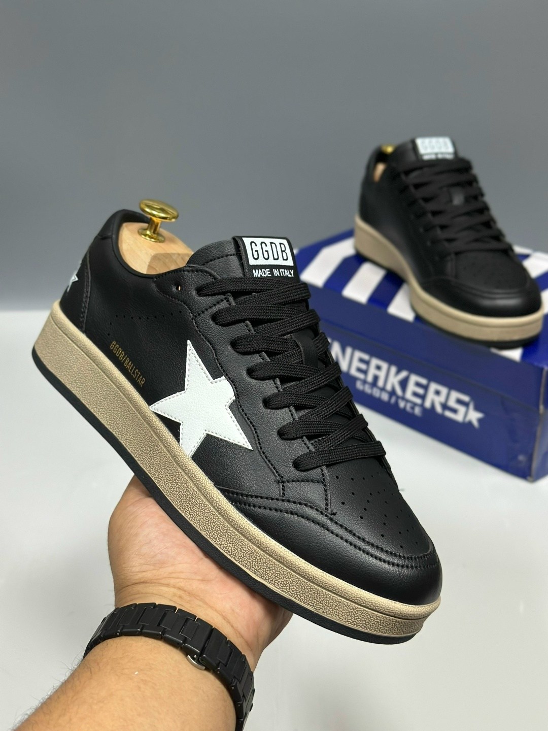 golden goose кеды hi star на платформе черный,кроссовки ball star черного и белого цвета golden goose,кроссовки ball star golden goose,кроссовки golden goose,кеды golden goose