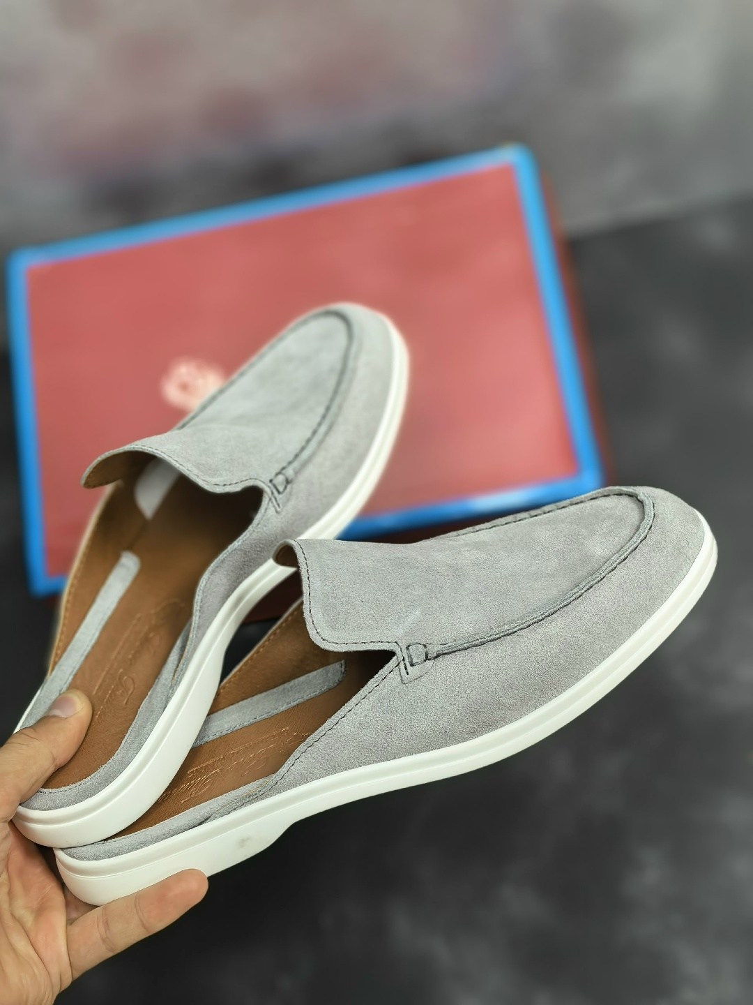 ,лоферы loro piana,мужские мюли,лоферы мужские loro piana,замшевые сланцы