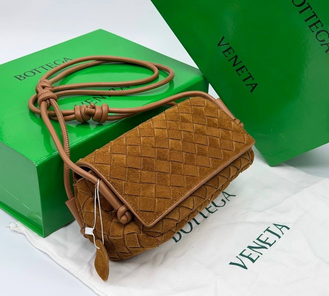 сумка женская bottega veneta,bottega veneta сумка,кожаная сумка через плечо с петлей bottega veneta коричневый,сумочки,сумка на плечо bottega veneta