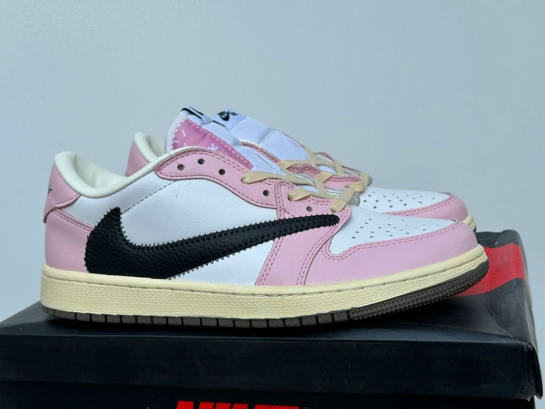 travis scott x air jordan 1 low sail shy pink,кроссовки travis scott x air jordan 4 retro,travis scott x air jordan 1 low og sail/shy pink,nike air jordan 1 low x travis scott sail shy pink,кеды travi