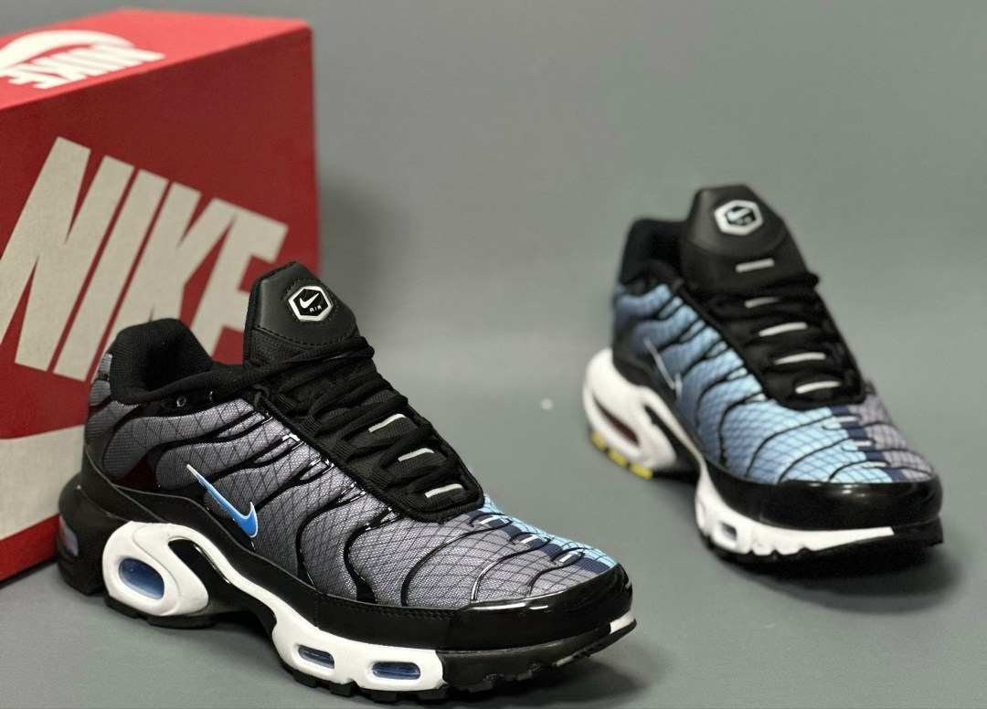 кроссовки nike air max tn plus,nike air max plus tn,nike air max plus og hyper blue 2026,nike air max plus hyper blue,nike air max plus og hyper blue