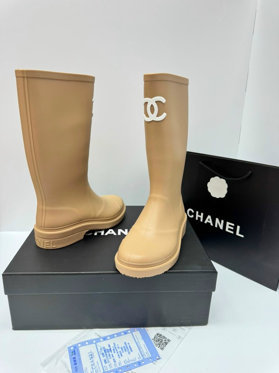 резиновые сапоги шанель,резиновые сапоги chanel,сапоги chanel,сапоги шанель,резиновые сапоги