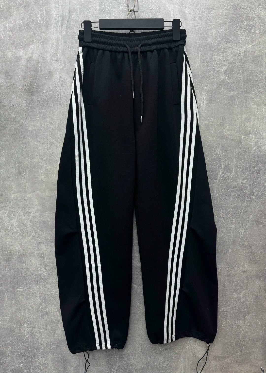 спортивный женский костюм adidas,спортивный костюм женский,спортивный костюм,костюм женский,спорт костюм