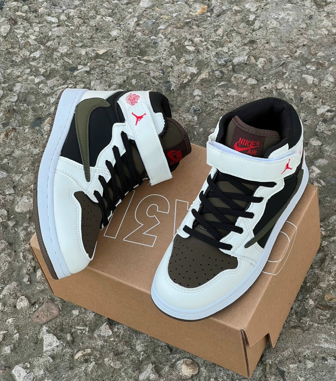 мужские кроссовки nike air jordan 1 retro high,кроссовки jordan 1,кроссовки nike air jordan 1,кроссовки nike air jordan,кроссовки зимние nike air jordan