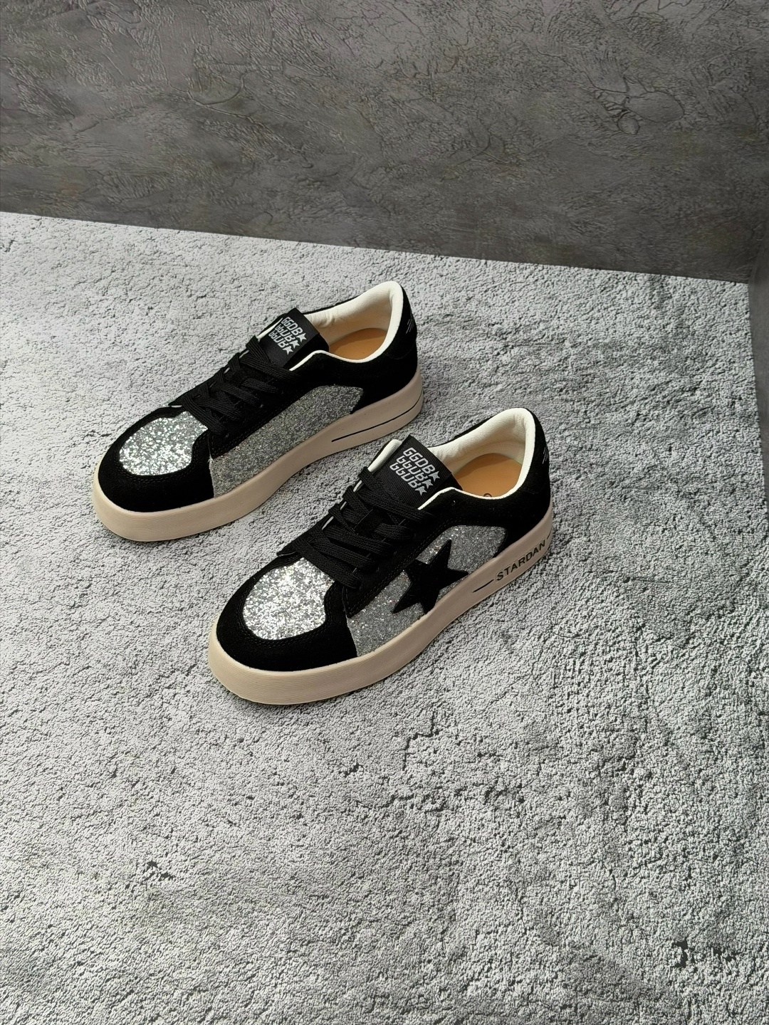, женская,кеды golden goose,обуви,кроссовки golden goose с пайетками на платформе