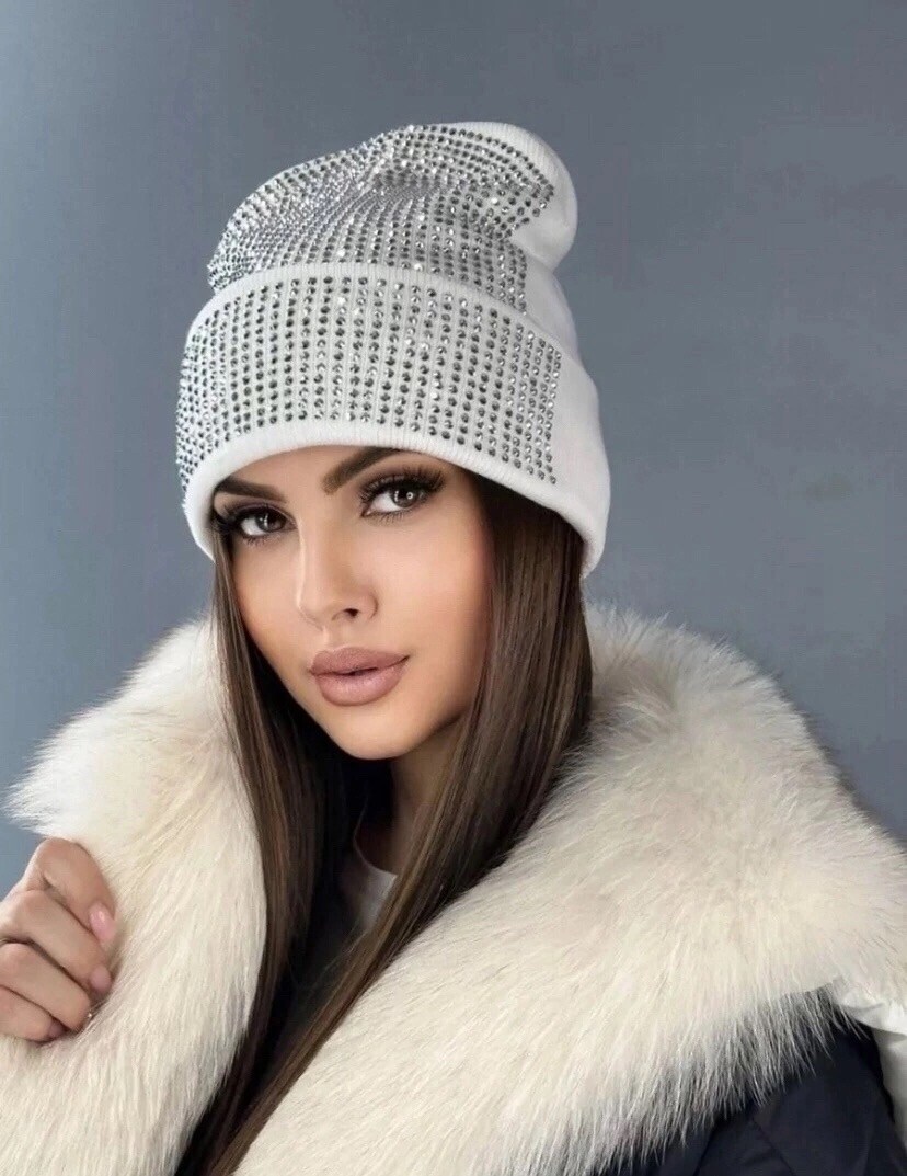шапка бини двухслойная осень-зима со стразами fashion lux,шапка бини со стразами двухслойная демисезонная весна adelelove,шапка бини со стразами,женская стильная шапка бини со стразами,шапка женская б