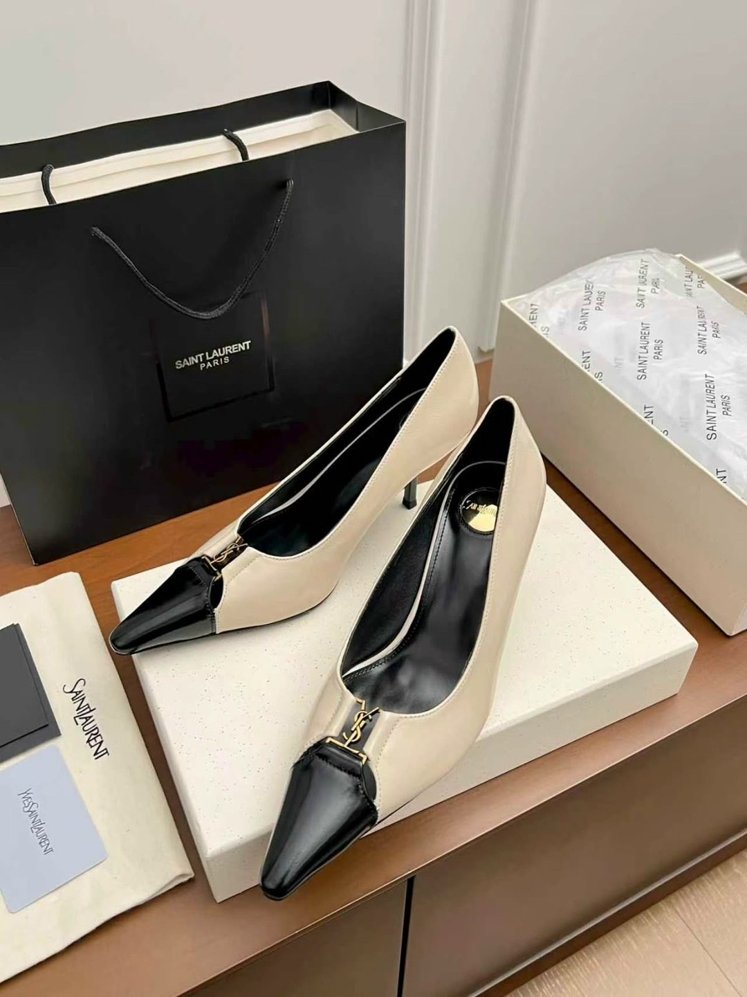 ,женские туфли лодочки,туфли saint laurent,туфли женские,туфли