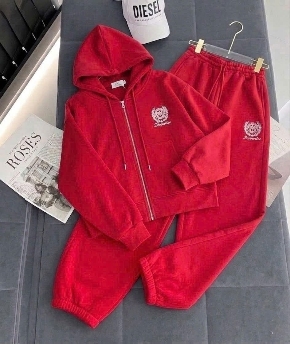женский спортивный костюм,спортивные костюм,костюм женские спортивные костюмы,костюм спортивный модный,cпортивный костюм женский на флисе