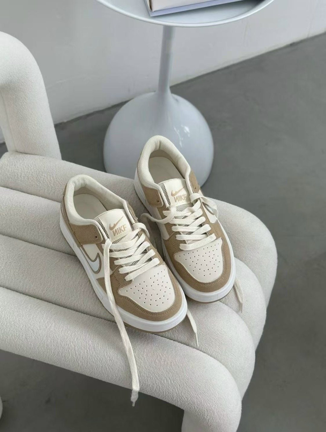 бежевые кроссовки,кроссовки спортивные nike,кроссовки найк женские,кроссовки спортивное,спортивная